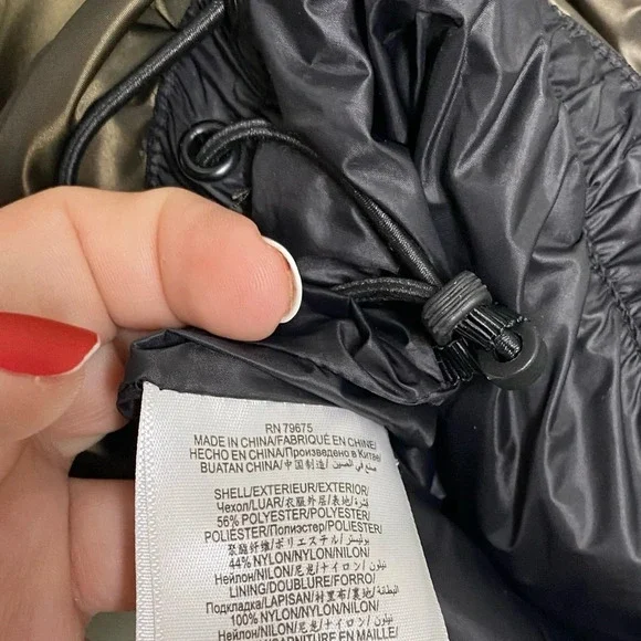BCBGMaxAzria Metallic Green Quilted Down Puffer Jacket Coat Women Small Gorpcore